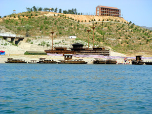 易水湖景区游记图文-河北旅游：与三国赤壁结缘的易水湖（图）