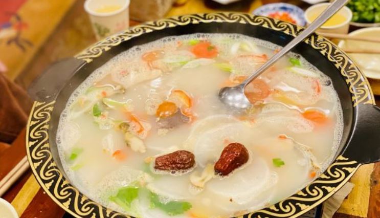 四姑娘山阿巴郎·藏式花园餐厅