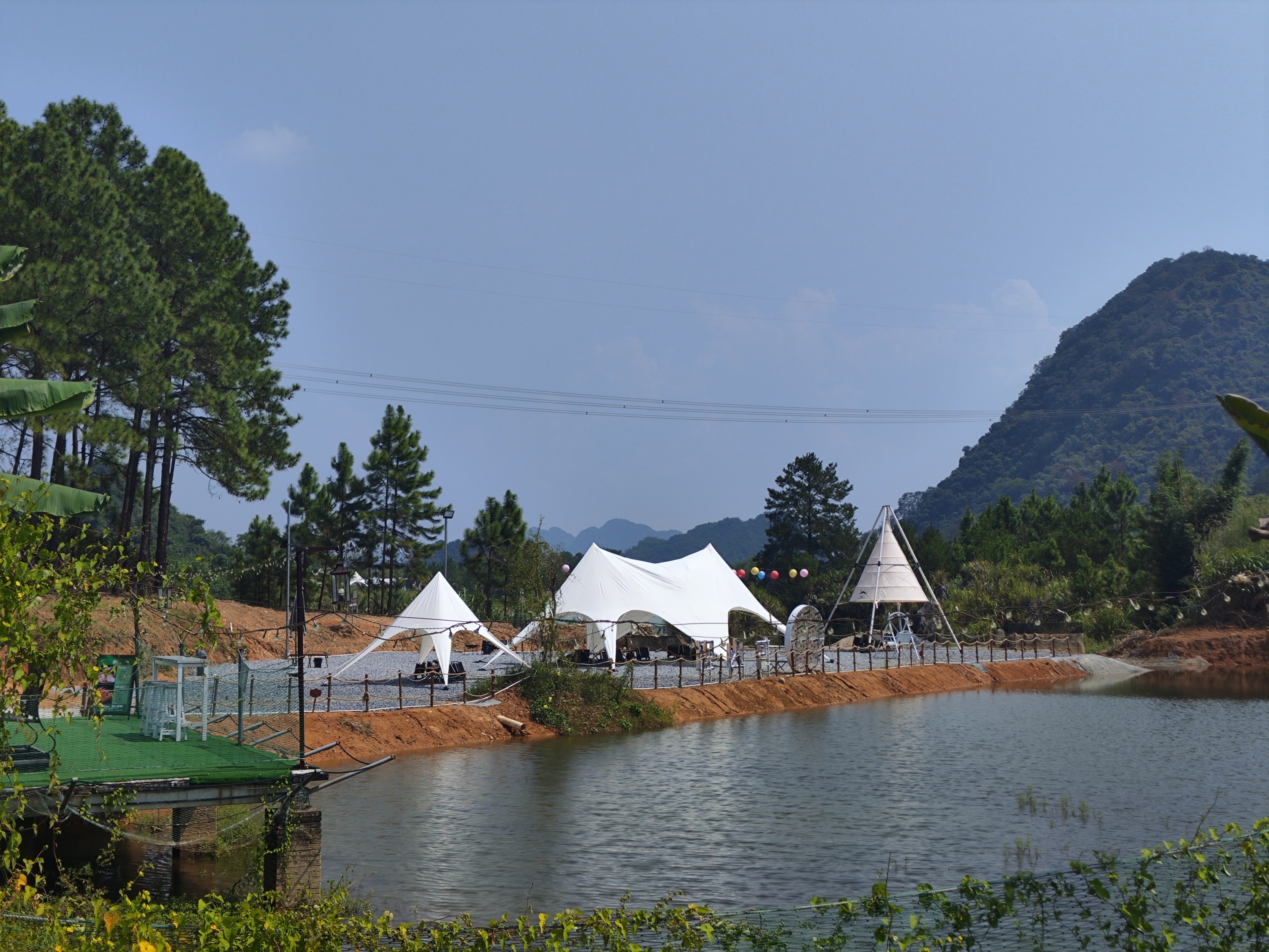 英德峦上·憩温泉民宿·在山野营地