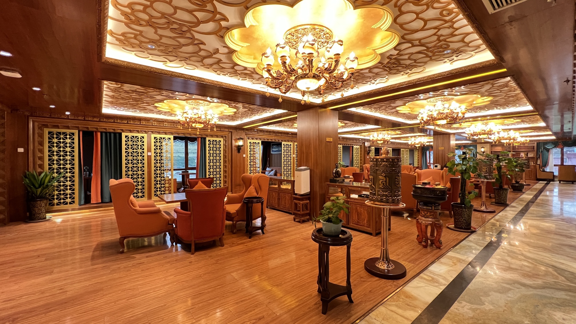 色达卡萨大酒店·藏餐厅餐厅图片