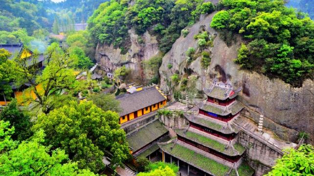 新昌大佛寺景区
