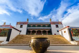 3-Day Baotou Tour: From Urban Prairie to Historical Exploration