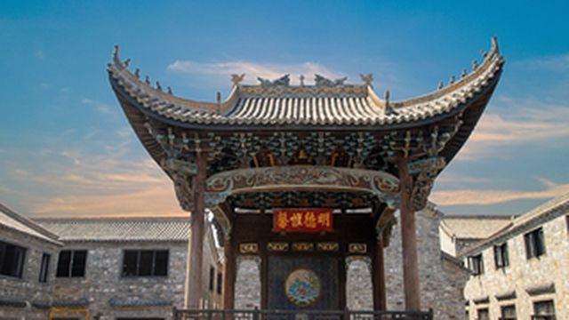 历史沧桑中演绎太平古韵:时光带不走的老戏台