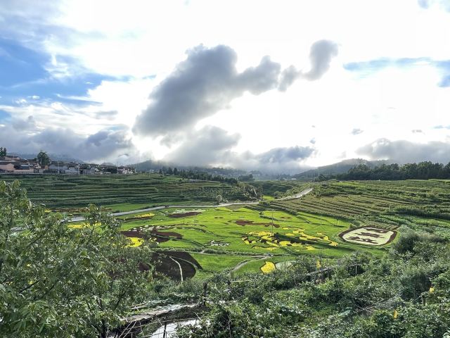 司莫拉佤族村-游览车乘坐区旅行图片 1
