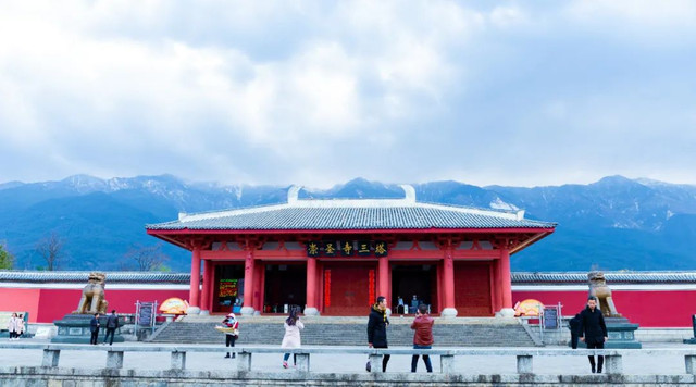 苍山山脚的“一城一寺一泉”,在大理拥有怎样的地位?