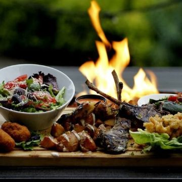 Demetris Woodstone Taverna