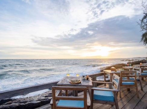 On The Rock Restaurant