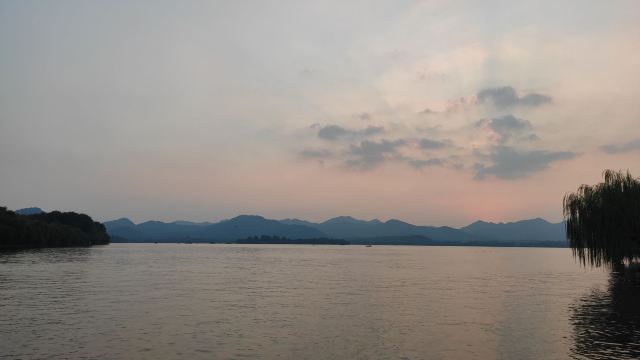 杭州涌金门游玩攻略简介,杭州涌金门门票/地址/图片/开放时间/照片/门票价格【携程攻略】