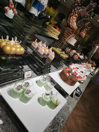 商城蓝海世界上有两个我，一个吃货的我，一个真心想减肥的我