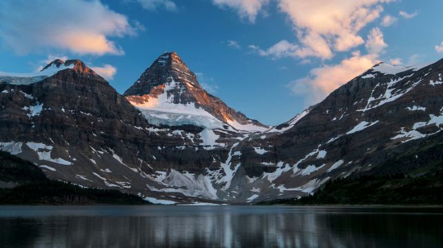 6-Day Canadian Rockies Tour from Seattle·Banff National Park, Columbia Glacier, Okanagan Lake, Bow Lake and Lake Louise