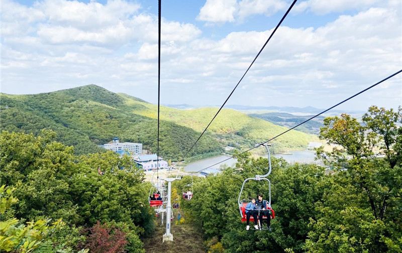 莲花山巴图鲁乐园