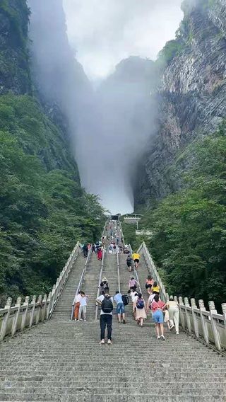 四天四夜，花最少钱，玩遍张家界和凤凰城