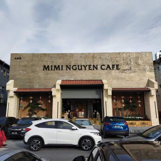Mimi Nguyen Cafe