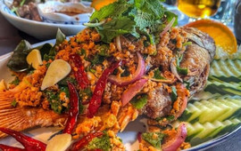 Isan Thai