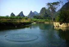 盘阳河景区-巴马-飞驰的smart