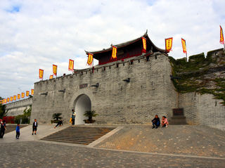海南旅游:拜谒崖州古城感受三亚历史文化(图)