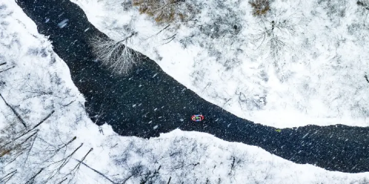 長白山乳頭河漂流