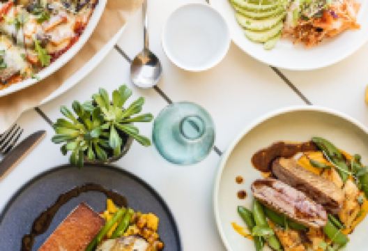 Brightwater Hotel Restaurant美食图片