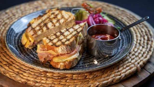 Fletcher Hotel-Restaurant De Burghoeve