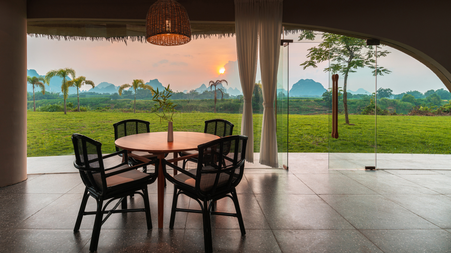 崇左在野宿集·万相度假别墅·在野餐厅餐厅图片