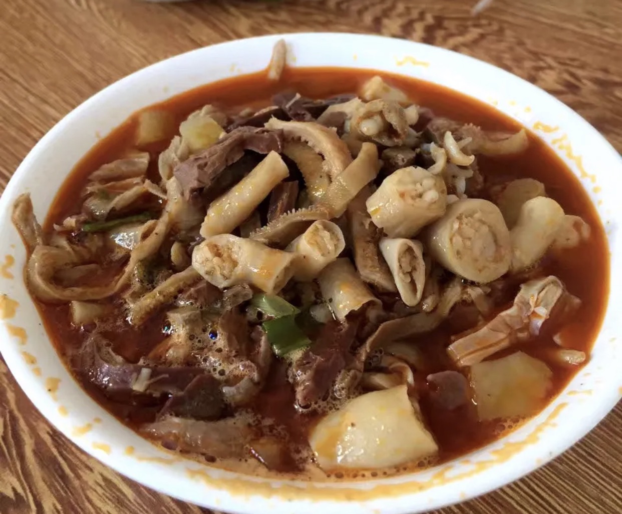 冯学文东梁羊杂碎馆