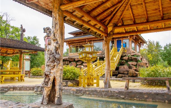 宝宇森林生态小镇