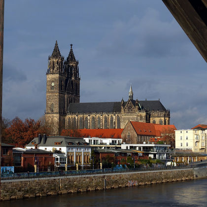 柏林+马格德堡水桥+马格德堡大教堂+Gruene Zitadelle一日游