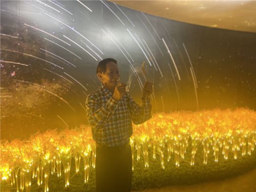 帷幕开啦蜡像艺术体验馆