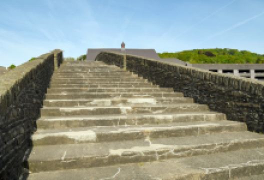 Old Bridge景点图片