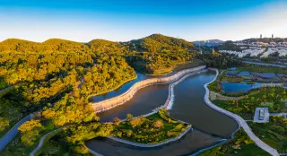 2-Day Yuxi Tour: Hongta Mountain's scenic beauty, Lianghuda Waterfall's natural charm