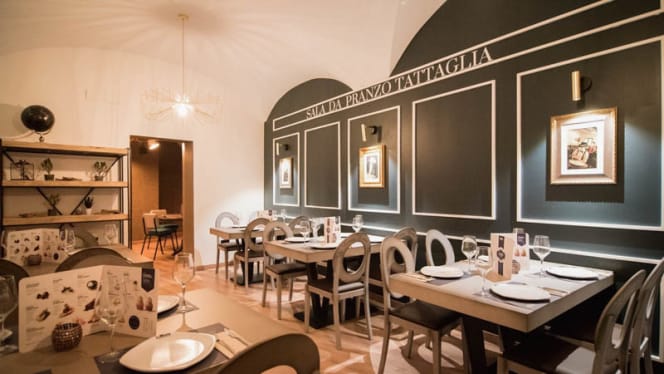 La Mafia se sienta a la mesa