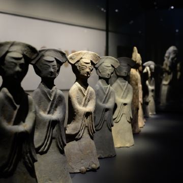 博物馆讲解 ·六朝博物馆2.5H深度讲解亲子营·成人/儿童·金牌导游博物馆线下高端精讲品牌·走回六朝烟雨间·上下午场可选·12人团 