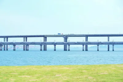 十里长堤
