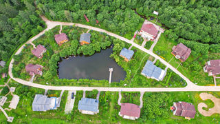 东北这座边陲小城，被誉为“东方第一城”境内风光如画，美食荟萃