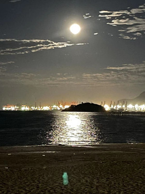 中秋在连云港感受海上生明月的浪漫
