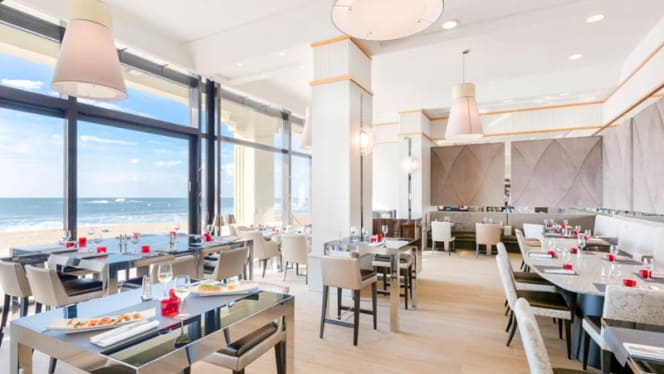 Le Cafe de la Grande Plage