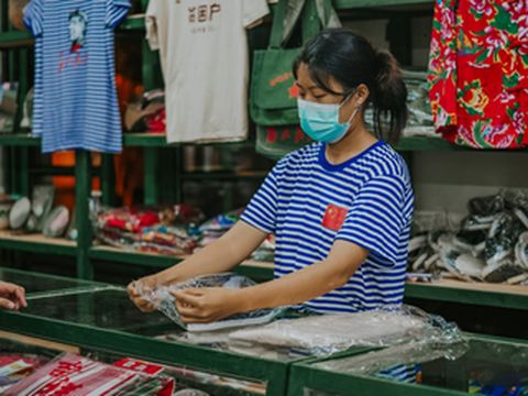 东北小城，梅河往事。每一寸时光都值得被珍藏