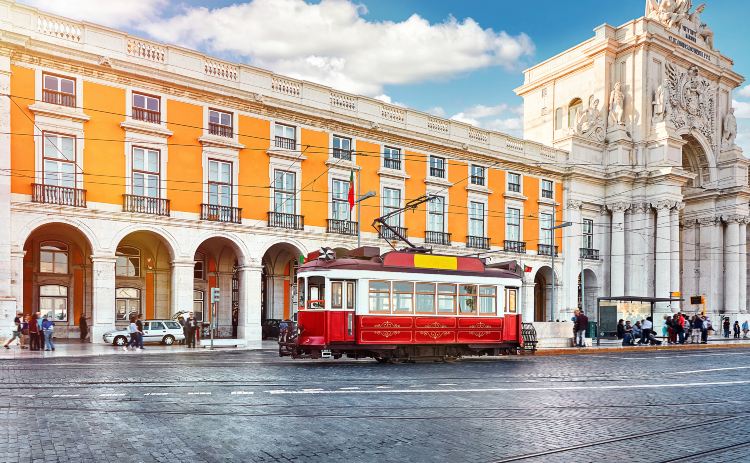 Lisbon Brief Guide