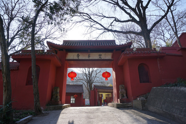 南京人看南京——江北名刹兜率寺