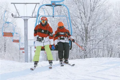 平山神鹿滑雪场