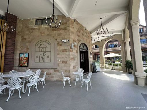 Gallery 4