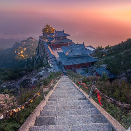 洛阳龙门石窟+老君山景区4日3晚自由行