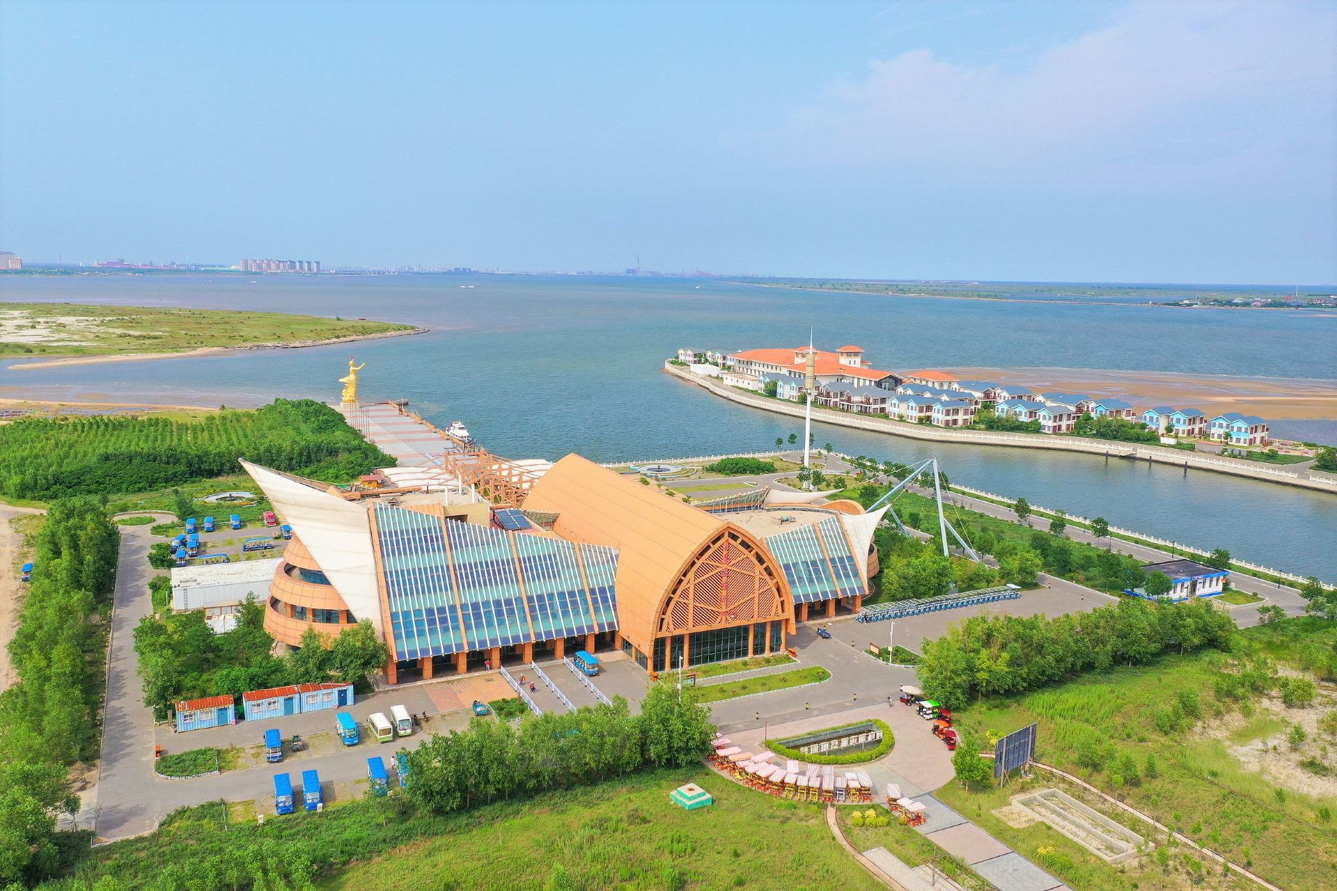 月岛