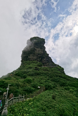 梵净山一日游--在梵净山上看见太阳是梵净山对我的恩赐!