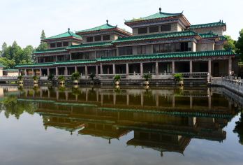 荆州博物馆现场人工讲解+耳麦【散拼+随到随讲（性价比高）】