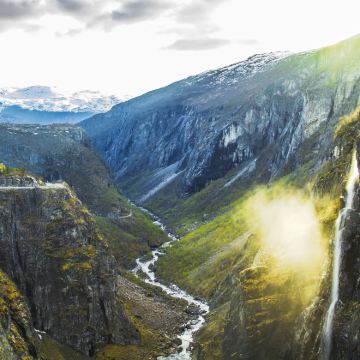 挪威+丹麦+瑞典+阿玛莲堡+沃尔沃博物馆+斯德哥尔摩老城+松恩峡湾+佛莱姆小火车+哈当厄峡湾+弗洛伊恩山+蒙克美术馆9日8晚私家团
