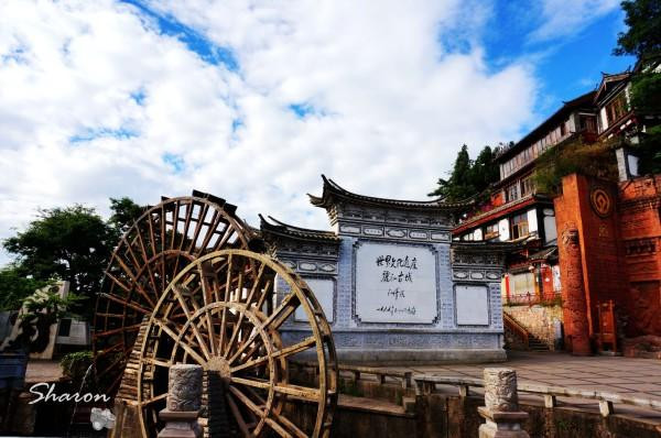 玉龙雪山,束河古镇——丽江神圣而又安静的一角