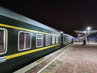 一人藏地八日自由行杂记(之三):列车上(上)