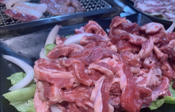 牛花花秘制炭火烤牛肉(南城店)餐厅图片