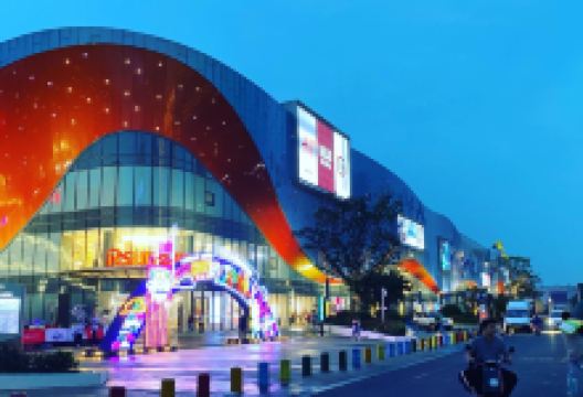 弘阳广场购物图片